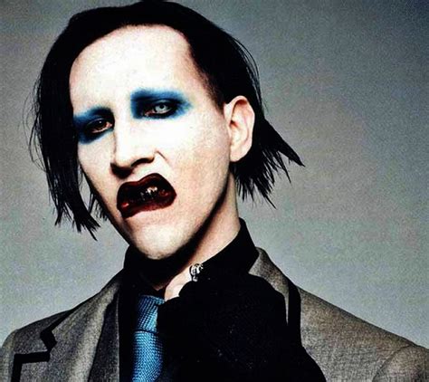 Песня marilyn manson в саундтреке к dark nights: Marilyn Manson aggiunge una data italiana. Il 9 novembre ...