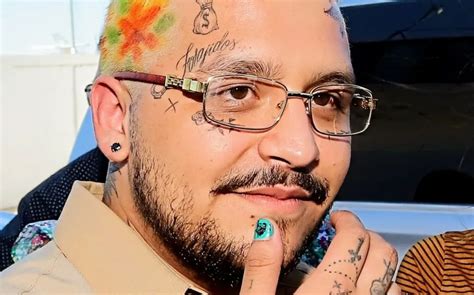 Christian Nodal Se Hace Un Nuevo Tatuaje En El Rostro Video Grupo