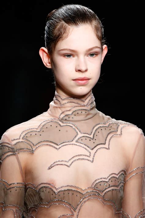 Valentino Fall Ready To Wear Fashion Show Fashion Show Couture