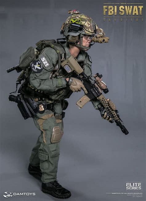 Damtoys Fbi Swat Team Agent San Diego