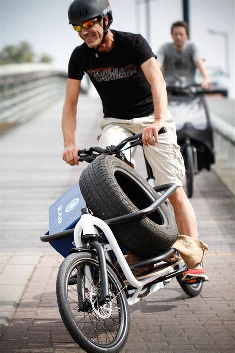 Messenger V2 Cargo Bike By Douze Cycles 15 Bicycle Diy Bicycle Pedal