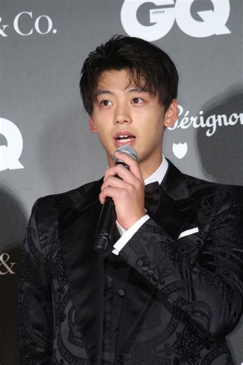 Gq men of the year 2018. 竹内涼真 - 写真 - 人物情報 - クランクイン!