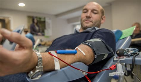 Why Men Should Donate Blood Nhs Blood Donation