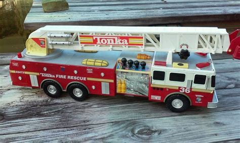 large tonka fire rescue  long hook  ladder fire