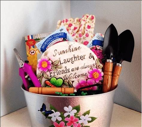 Awesome 40th birthday party ideas for women: 40th Birthday Gift Ideas for Women- 15 Surprising Gift Ideas