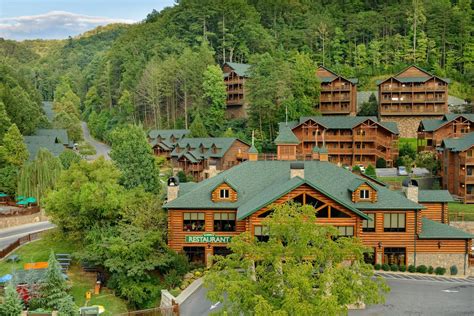 Booking Hotel Westgate Smoky Mountain Resort Water Park Online Harga