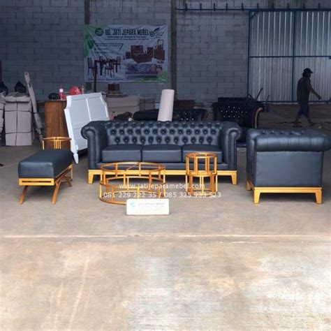 Tentu saja selain kualitas bahan dan pengerjaan yang superior dari tukang kayu. Kursi Bangku Sofa Asian Modern Minimalis 2 Dudukan Kayu ...
