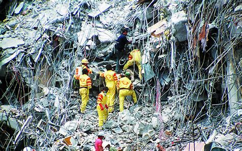 The following 22 files are in this category, out of 22 total. Crónica Sismo del 85... los que nunca contestaron y se ...