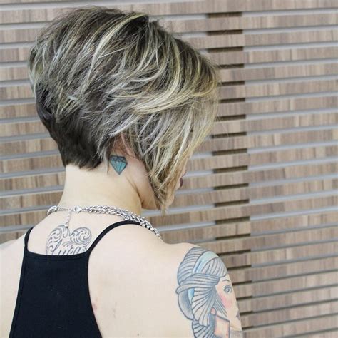 If your hair is straight and fine, a bob will be the best hairstyle option you can choose. 22 Layered Bob Hairstyle Ideas You Will Love! - Pretty Designs