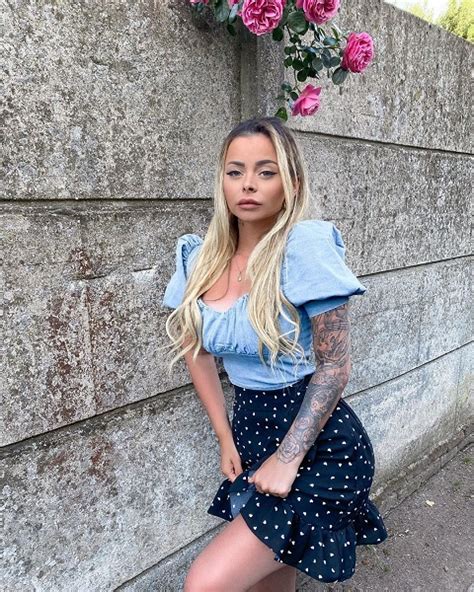 Oct 03, 2020 · changing your age on tiktok. loufitlove Tiktok Age, Height, Boyfriend, Birthday, Instagram