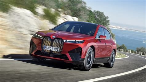 Besides the electric drivetrain, the crossover might also introduce the turbo s as the best performer in the class. 2022 BMW iX detailed: X5-sized electric SUV to unseat 7 ...
