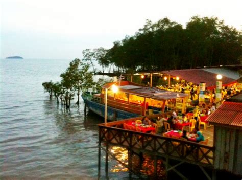 Peranan dan pengaruh agama : Anda Wajib Gegar 9 Lokasi Makan Paling 'THOR-baik' Jika ...