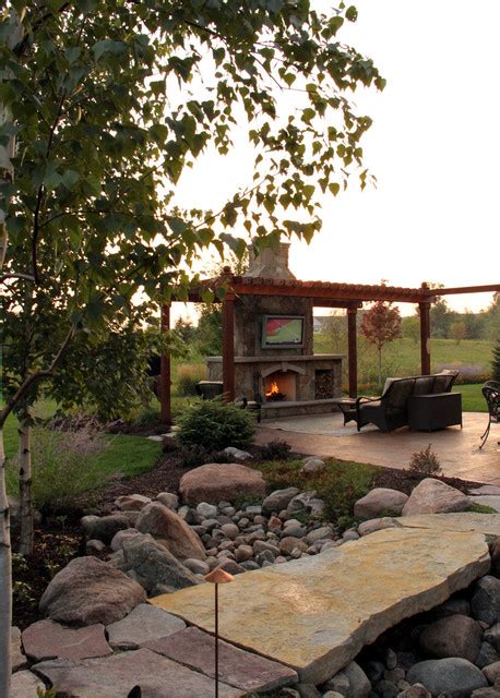 Rustic Outdoor Living Room With Fireplace Traditional Garden