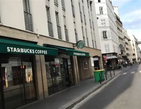 Best Cafes Near The Eiffel Tower
