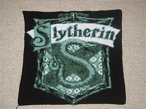 Slytherin House Crest Pattern By Lee Mac Tapestry Crochet Harry