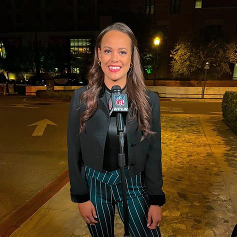 Bridget Condon NFL Network : r/hot_reporters