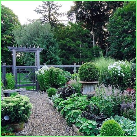 50 Garden These Are The 10 Dreamiest Gardens On Pinterest Camille