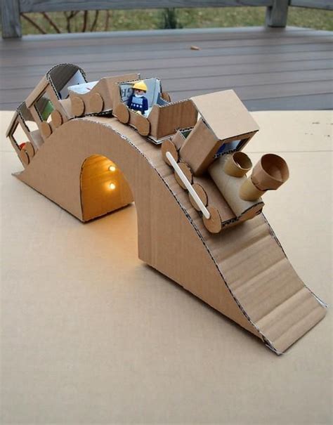 Cardboard Tunnel And Train Egyszerű Kreatív Hobbi Karácsonyi
