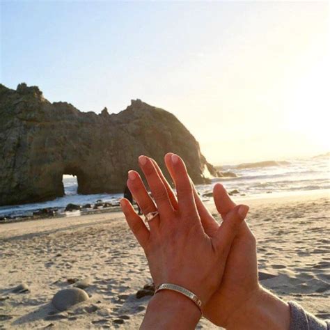 The Best Engagement Ring Selfie Pictures Brides With Images