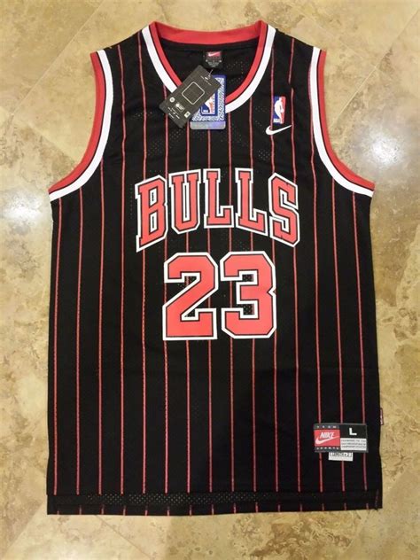 I don't wear jerseys all that often, but when i do, i try to do it right! Jordan | Nba jersey, Jersey design, Throwback nba jerseys