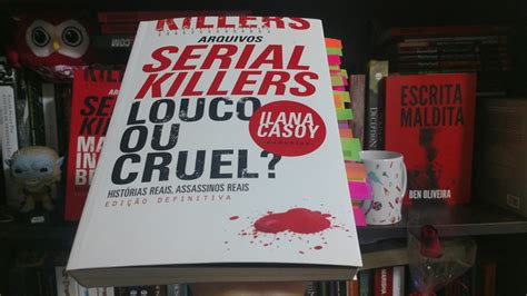 Livro de escritora brasileira reúne histórias de serial killers que