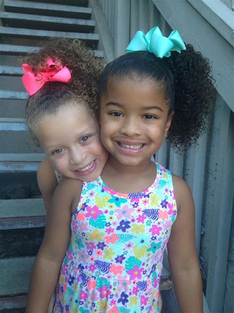 Meet Brooke And Blaire Houstons Own Twins With Different Skin Abc13