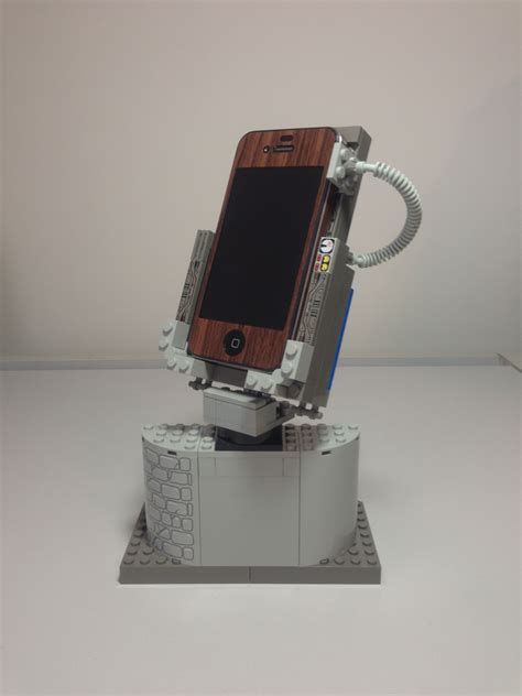 Homemade Lego Iphone 4s Stand