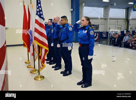 Nashville Airport Tsa Honor Guard Salute The Colors During The Change