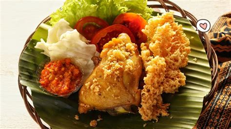 Alhasil coba buat sendiri dengan bahan yg ada asal campur aja. 4 Resep Ayam Kremes Enak dan Mudah Dibuat