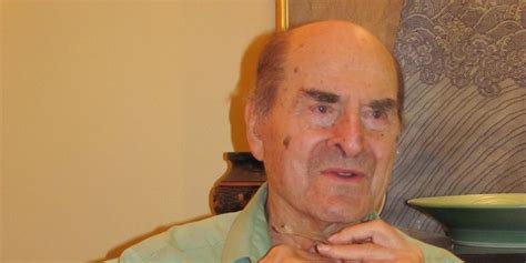 At 96 Dr Henry Heimlich Uses His Own Technique To Save Someone