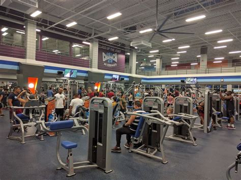 Crunch Fitness Gym Hillsborough Tampa Yelp