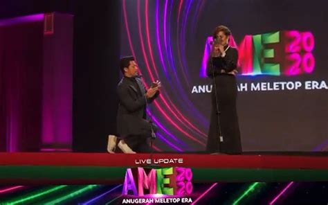 #hurrtv #ame2020 #limaletop #kamaladlipropose hos: Kamal Adli lamar Uqasha di hadapan penonton AME2020 ...