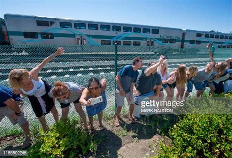Mooning Of The Trains Fotografías E Imágenes De Stock Getty Images