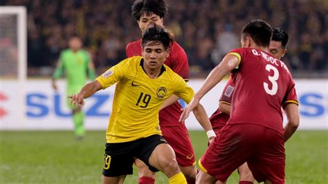Tuấn anh, văn toàn sẵn sàng ra sân trận việt nam vs malaysia. FIFA: 'Việt Nam vs Malaysia: Màn hội ngộ của những kẻ thù ...
