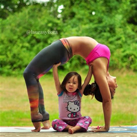 However, the date of the rig veda was a mystery. Madre E Hija Realizan Yoga Juntas Y Toman Fotos
