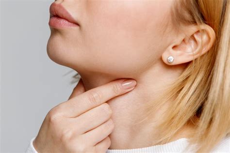 Signs You May Have Tonsillitis Lawrence Otolaryngology Associates