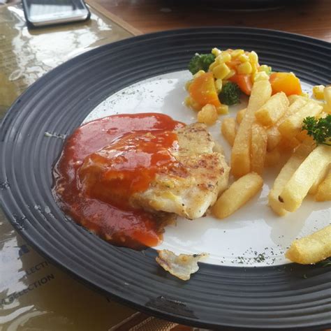Nah berikut ini bayak orang yang menulis di kolom pencarian google. Porsinya kecil banget - Review @tasteofbandung di restoran ...