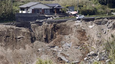 Earth's crust ranges from 3 to 45 miles deep (5 to 70 kilometers). Deadly Japanese earthquake: What we know so far - ITV News