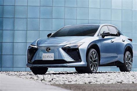 Lexus Rz 450e 純電休旅台灣預購細節公開：首波配額僅 200 台、預付五萬元線上預選 Ddcar 電動車 Line Today