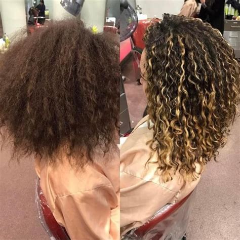 The very first thing you should pay attention to is your curl type. This client came to #Devachan all the way from #Paris for a #DevaCut & #Pintura Highlig ...