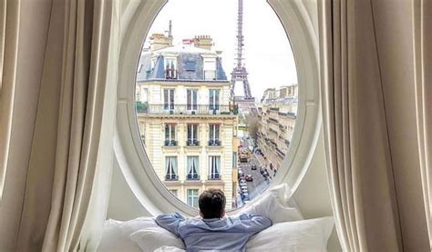 La Ventana Más Famosa De París Está En Este Hotel Dossier De Arquitectura