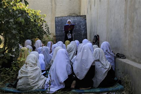 Report 37 Million Afghan Children Dont Attend School