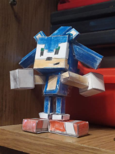 Minecraft Papercraft Sonic
