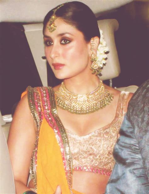 Kareena Kapoor On Her Way To Her Wedding Kareena Kapoor Wedding Fashion Bollywood Fashion