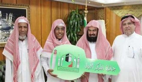 هام لمتصفحي موقع بانيت نلفت انتباهكم انه يمكنكم التواصل عن طريق موقع بانيت من خلال زاوية مقهى بانيت عبدالرحمن السديس يهدي طالب سيارة