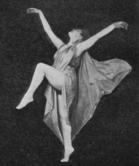 Amazing Photos Of The First Modern Dancer Isadora Duncan Isadora