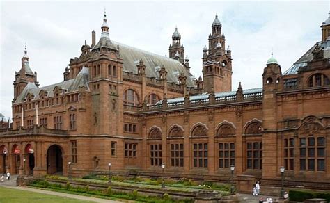 St Kelvingrove Art Gallery And Museum World Famous And 8000 Exhibits