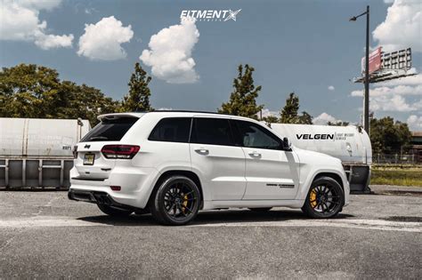 2018 Jeep Grand Cherokee Trackhawk With 20x105 Velgen Vf5 And Nitto