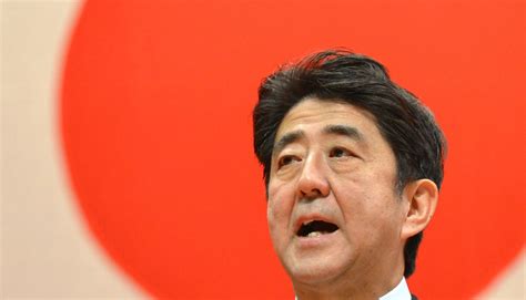 Shinzo Abe Il Primo Ministro Che Parlava Alle Anime Dei Caduti In