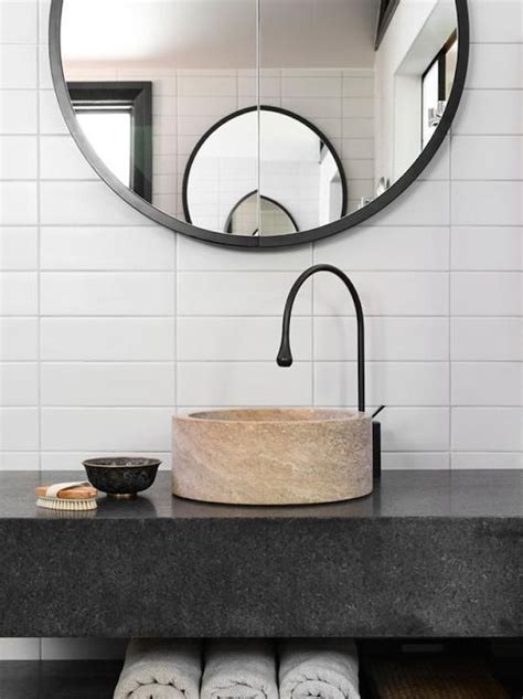 Faucets designed and engineered for innovation and style. Black Beauties: A look at Black Facuets